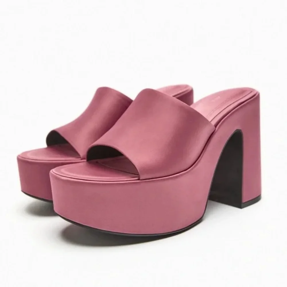 BARBIE X ZARA LIMITED EDITION FABRIC PLATFORM SLIDES